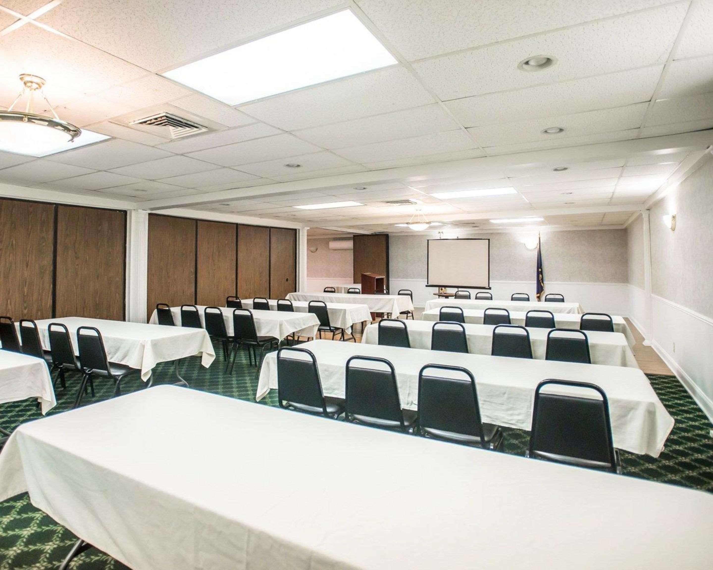 Econo Lodge Inn & Suites Shamokin Dam - Selinsgrove Εξωτερικό φωτογραφία